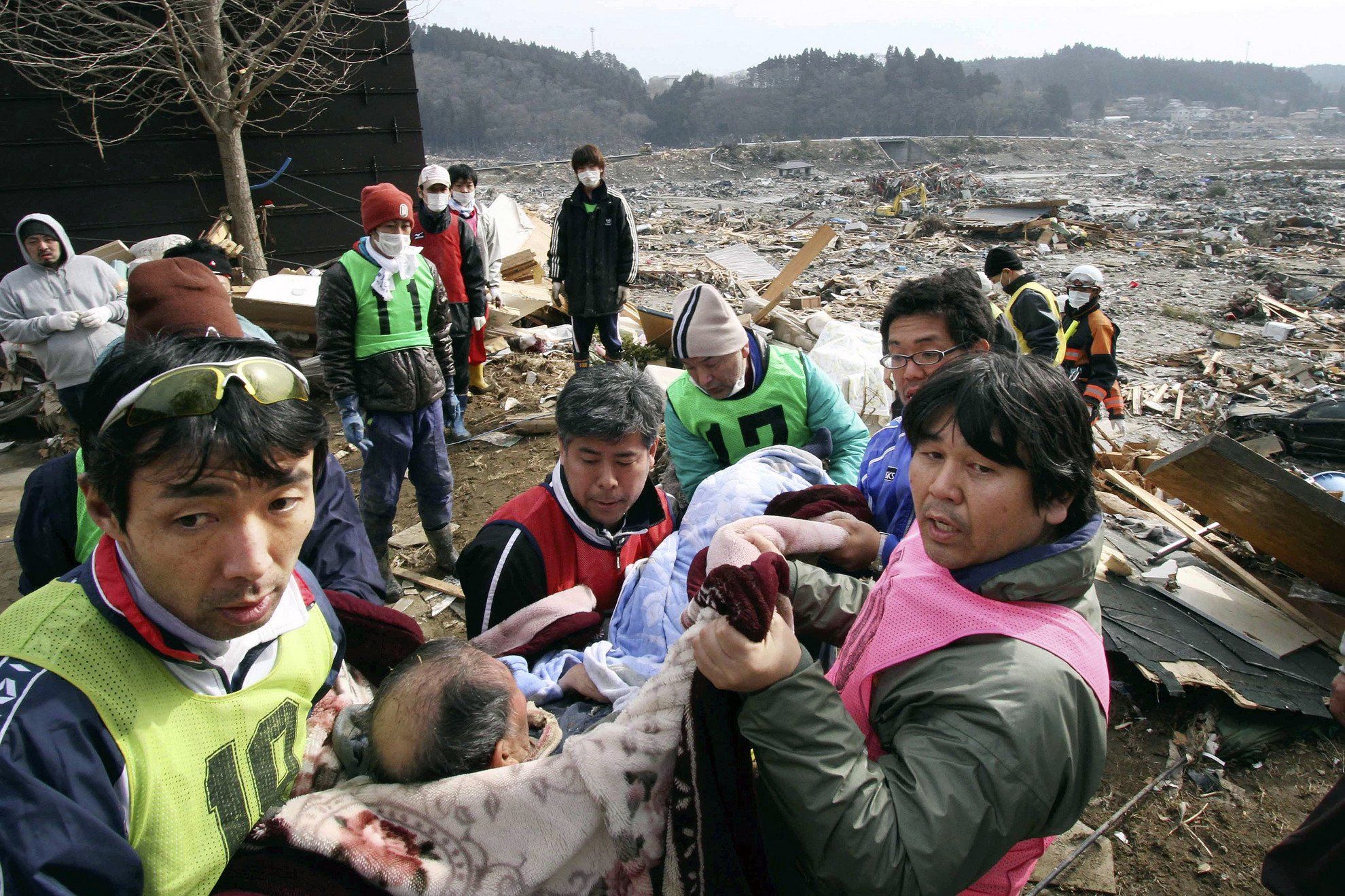 Fukusimai atomerőmű-baleset, szökőár, cunami, természeti katasztrófa 
2011. március