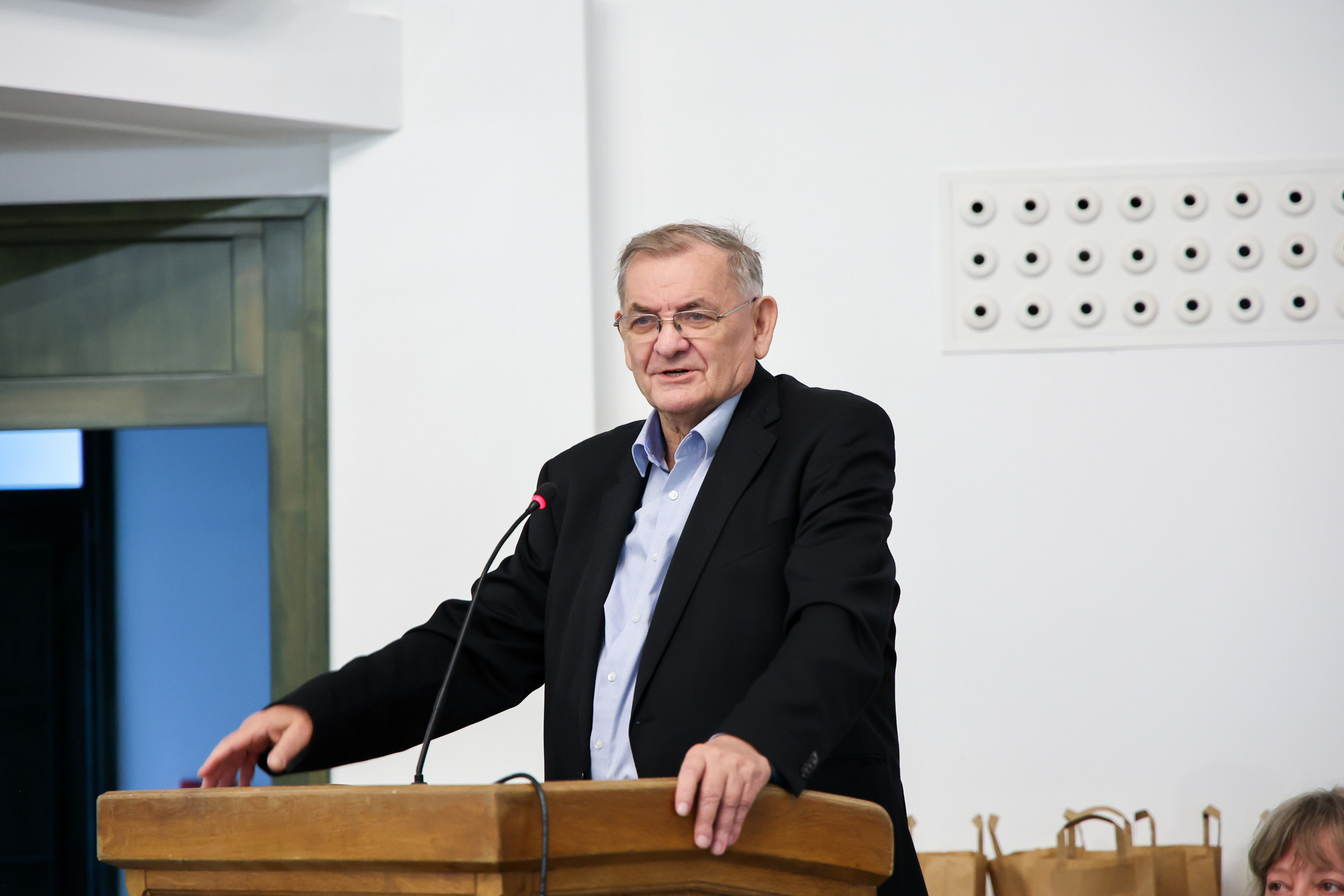 Fotó: Magyar Péter Lezsák Sándor köszöntötte a jelenlévőket