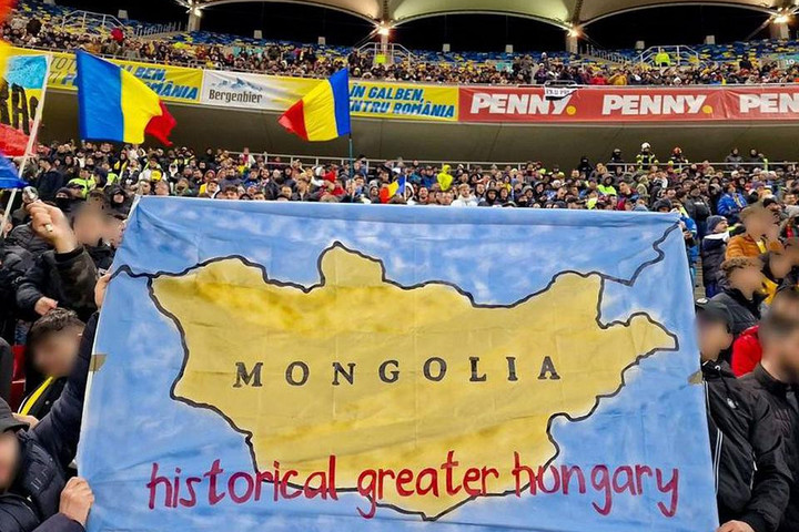 Fotó: gsp.ro Magyarellenes feliratok a román–fehérorosz EB-selejtezőn