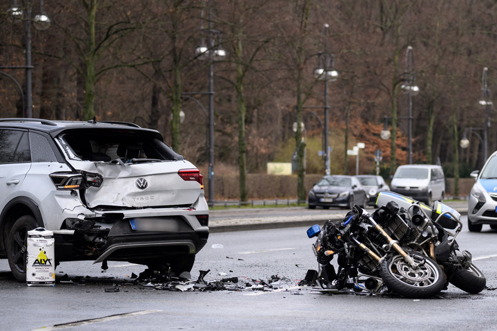 Fotó: dpa Picture-Alliance via AFP/dpa/Bernd vonJutrczenka Mintegy félezerrel nőtt a balesetek száma Magyarországon tavaly