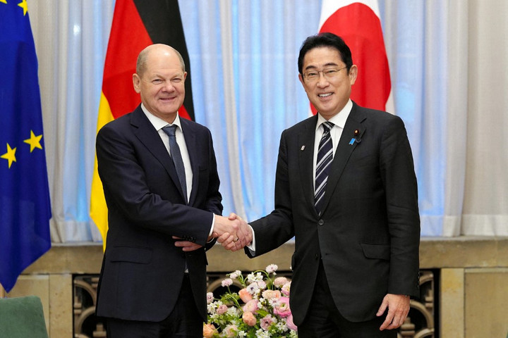 Fotó: The Yomiuri Shimbun via AFP/ Yomiuri/ POOL for Yomiuri Formálódik a Berlin–Tokió tengely
