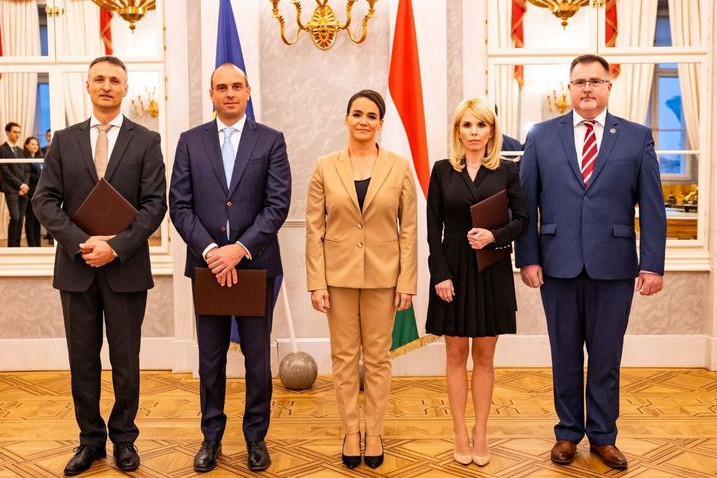 Fotó: Novák Katalin Facebook-oldala Elfogadta első éves jelentését a Korrupcióellenes Munkacsoport