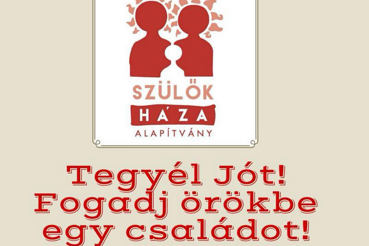 Fotó: Facebook/Szülők Háza Alapítvány Rászoruló lányok, anyák számára adott át adománycsomagokat a Szülők Háza Alapítvány