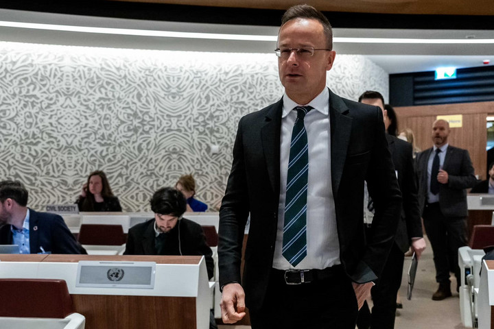 Fotó: Szijjártó Péter Facebook-oldala Bővül az IFRC és a WHO budapesti központja