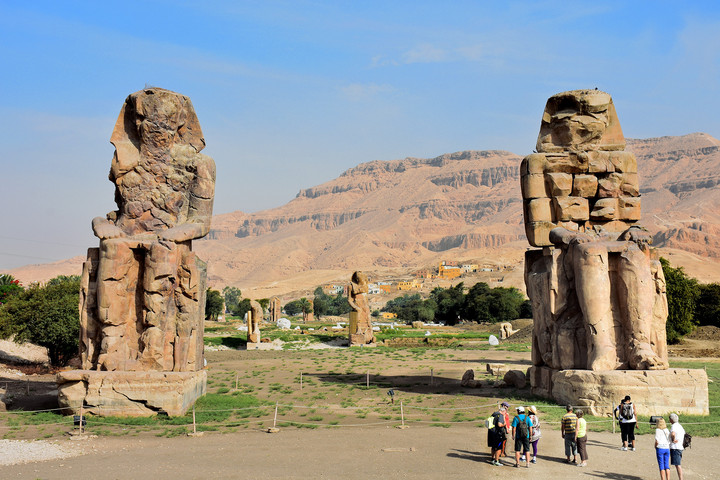 Mese az éneklő egyiptomi szobrokról