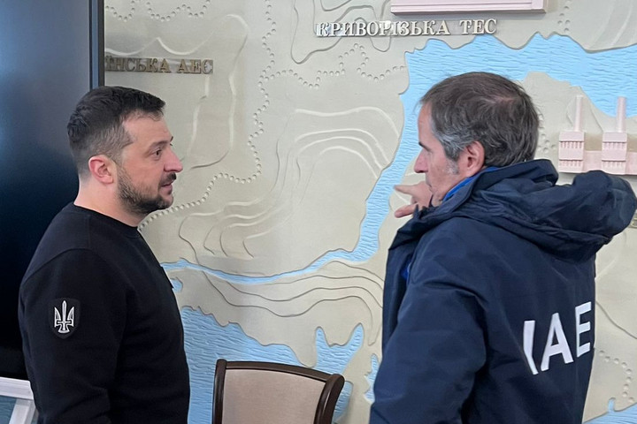 Zelenszkij Zaporizzsjában találkozott a NAÜ vezetőjével