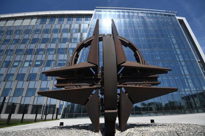Fotó: AFP/Getty Images/EMMANUEL DUNAND A NATO titkos terveket készít Oroszország ellen