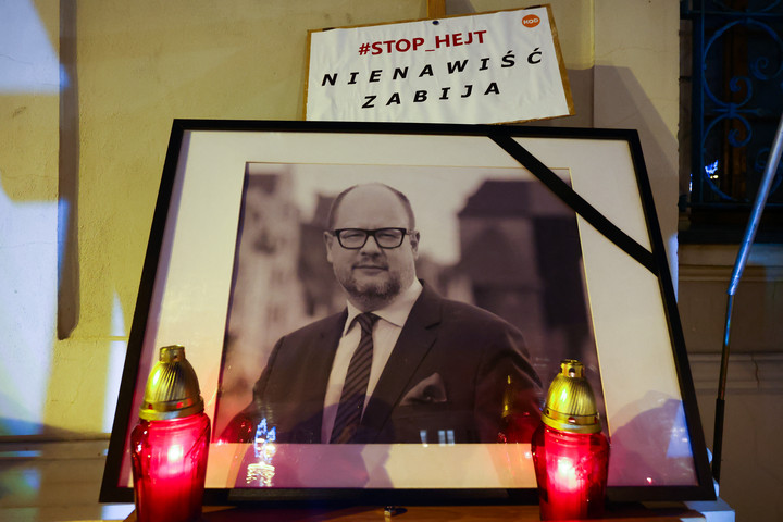 Fotó: AFP/Beata Zawrzel Életfogytiglanra ítélték a 2019-ben megkéselt gdanski főpolgármester gyilkosát