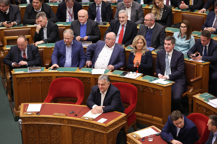 Fotó: MH/Purger Tamás Országgyűlés: napirenden Finnország NATO-csatlakozása és a kormánypártok háborúellenes határozata
