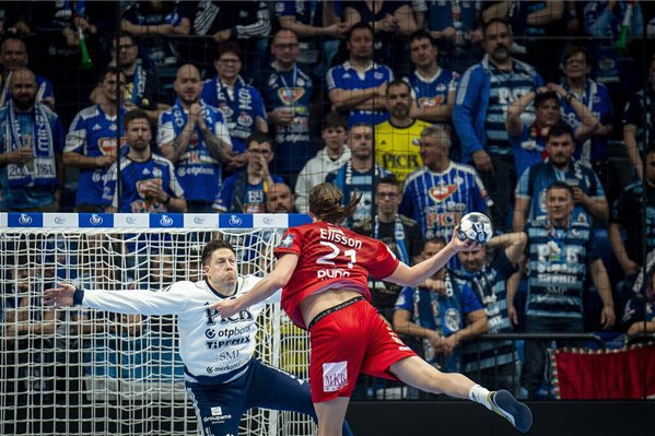 Fotó: MTI/Ujvári Sándor Visszatéríti a veszprémi visszavágó jegyeinek árát a Szeged