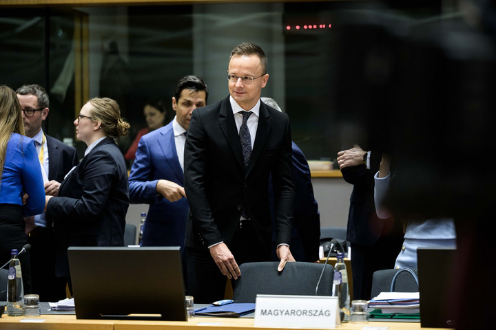 Szijjártó: A kormány nemmel szavazott a földgázfelhasználás csökkentését célzó brüsszeli javaslatra + VIDEÓ