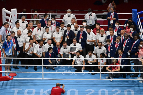 A nemzetközi bokszszövetség perrel fenyegeti a NOB-ot
