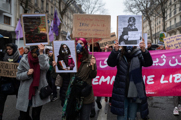 Mérgezik az iskoláslányokat Iránban