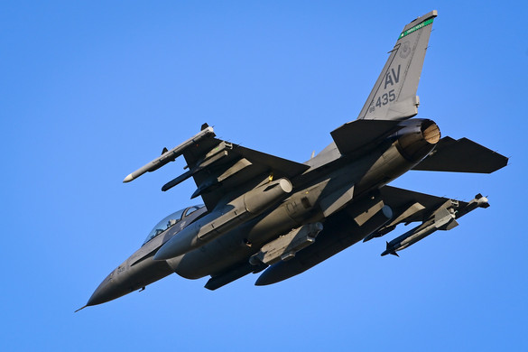 Újabb amerikai F–16-os harci repülők érkeztek Romániába