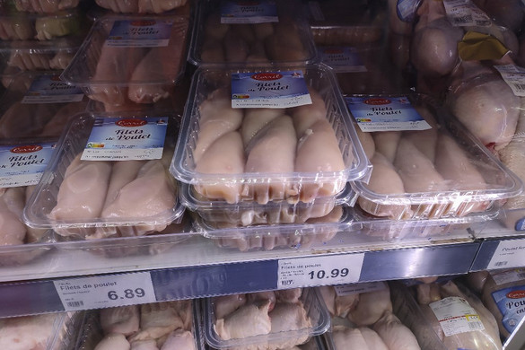 A fagyasztott csirke sem használható fel az idők végezetéig!