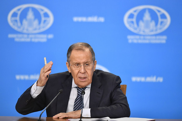 Lavrov: Egyetlen ország sincs biztonságban az USA és szövetségesei ellenséges támadásaitól