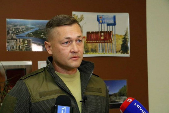 Donyecki tisztségviselő: Tízezernyi ukrán katonát kerítettek be Bahmutban