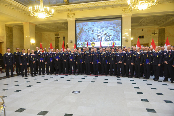 Kitüntették a törökországi mentőakcióban részt vevő szakembereket