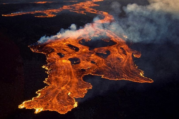 Bepillantottak a Mauna Loa alá a 2022-es kitöréskor