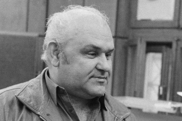 Előkerült Hofi Géza utolsó Mercedese: ennyiért árulják