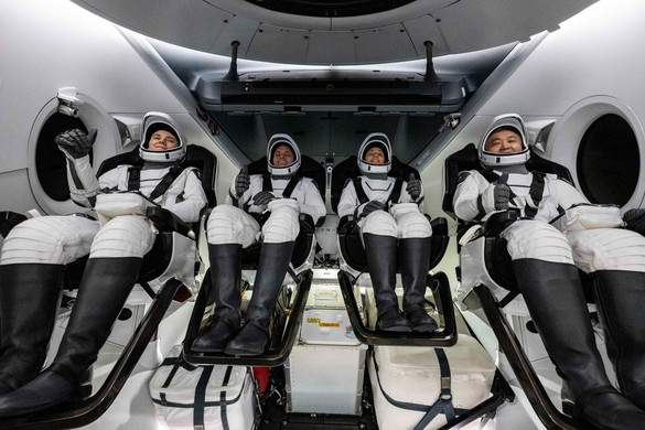 Visszatértek a Földre a Nemzetközi Űrállomás űrhajósai