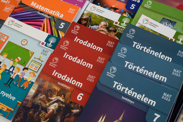 Csaknem tízmilliárd forintot fordítottak tankönyvfejlesztésre az elmúlt években