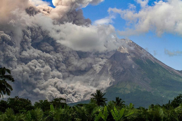 Kitört a Merapi-vulkán Indonéziában