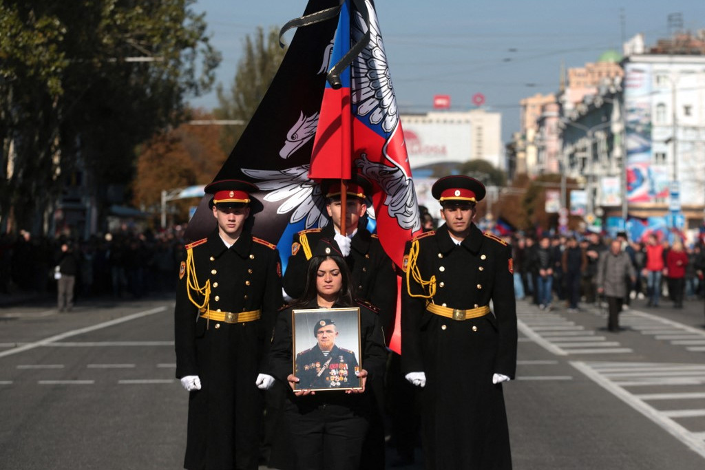 Arszen Motorola Pavlov már életében is a Donyecki Népköztársaság hőse lett, halála után pedig ikonná változott