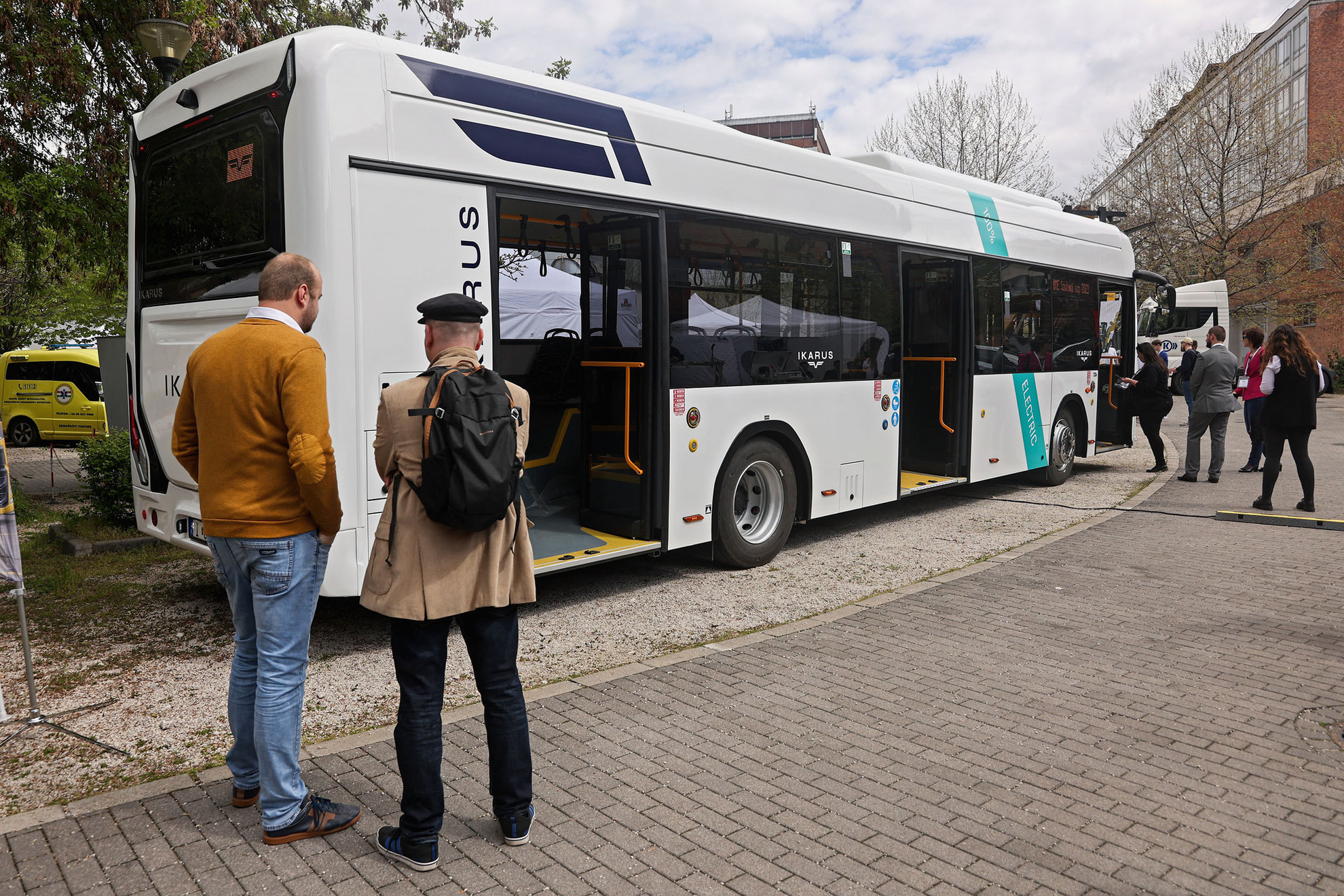 Fotó: MH/Török Péter Az Ikarus 120e buszokból már egy tucatnyi fut Székesfehérváron
