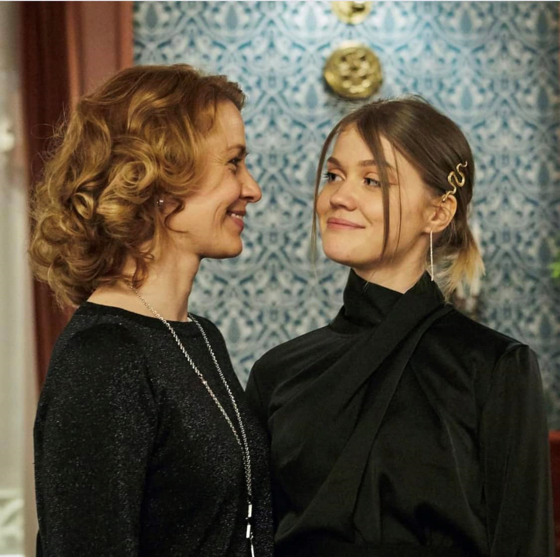 A Hat hét két főszereplője: Balsai Móni és Román Katalin