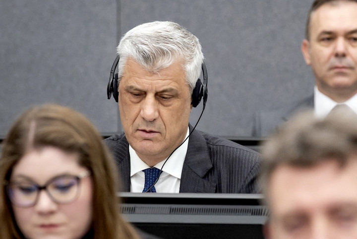 Megkezdődött a volt koszovói elnök pere Hágában