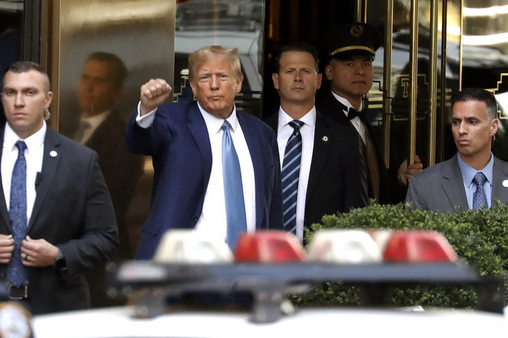 Fotó: Getty Images via AFP/Getty Images North America/John Lamparsky Trump rasszistának nevezte az ellene pert indító afroamerikai ügyészt
