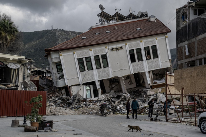 Fotó: Anadolu Agency via AFP/Anadolu Agency/Ozge Elif Kizil Csaknem két hónap elteltével sikerült visszaadni a csecsemőjét egy anyának Törökországban