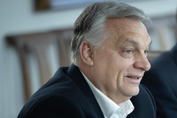Orbán Viktor Albániában tárgyal