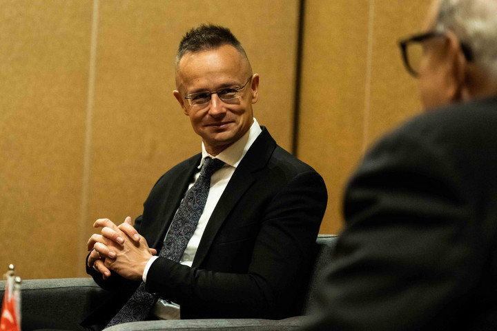 Fotó: Szijjártó Péter / Facebook Szijjártó Péter: Magyarország és Szingapúr sem kér a külső beavatkozásból
