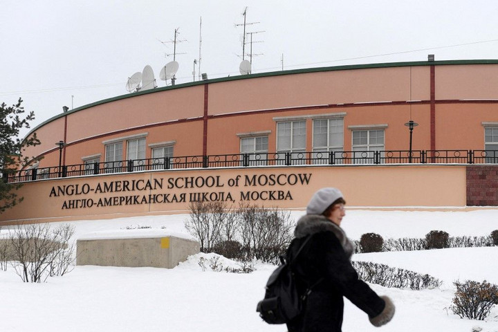 Fotó: AFP/Natalia Kolesnikova Felfüggesztették a moszkvai angol–amerikai iskola működését