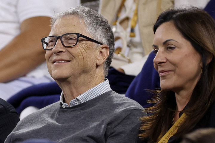Egy nap alatt 2 milliárd dollárral nőtt Bill Gates vagyona