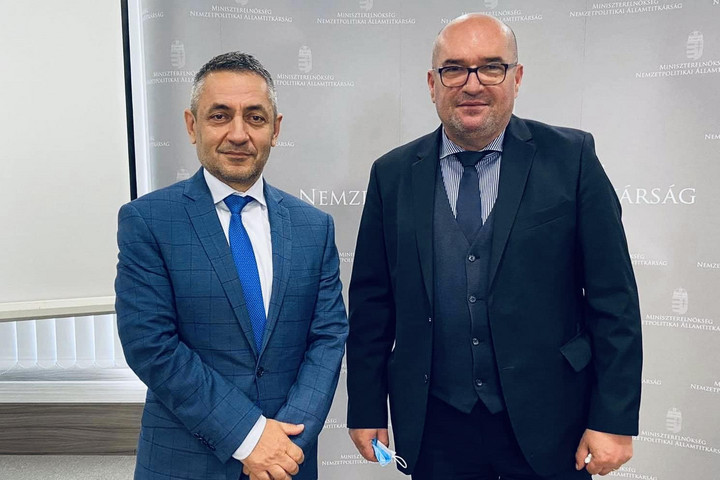 Fotó: Facebook/Nemzetpolitikai Államtitkárság Brenzovics Lászlót újraválasztották a KMKSZ elnökévé