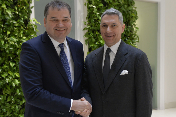 Lázár János: Románia és Magyarország gazdasági kapcsolatainak erősödése a magyar kormány érdeke