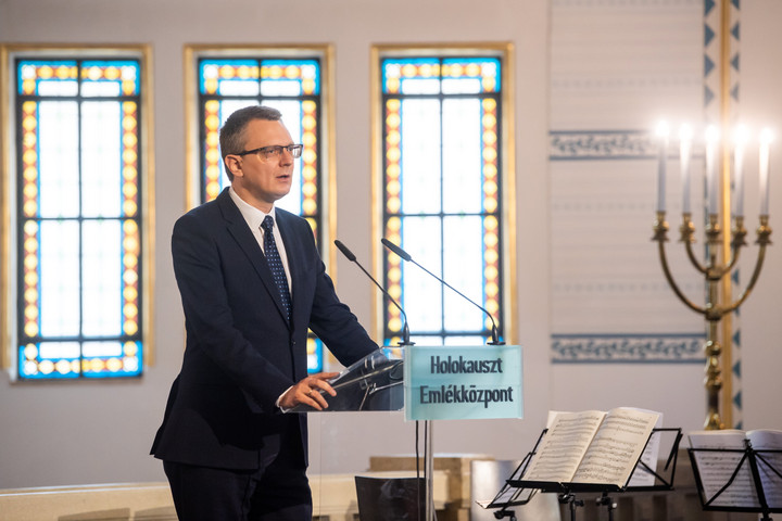 Fotó: MTI/Balogh Zoltán Rétvári Bence: A kormány mindent megtesz a zsidó közösség biztonságáért