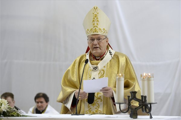 Erdő Péter: Krisztus köszöntése Isten szeretetének mindent átfogó rendje