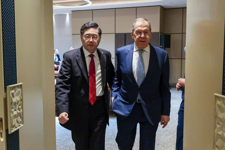 Lavrov kínai kollégájával találkozott