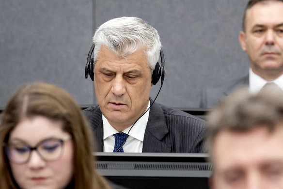 Megkezdődött a volt koszovói elnök pere Hágában