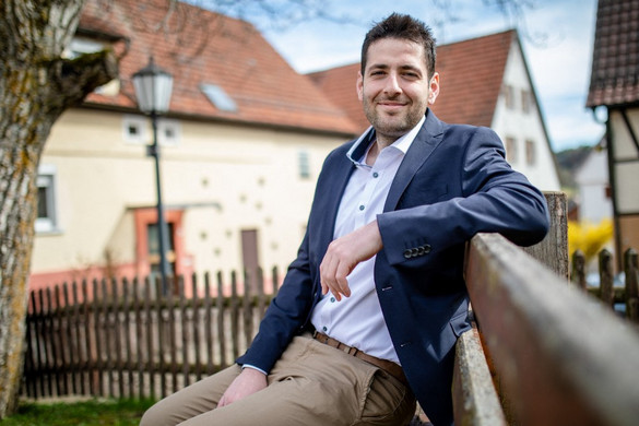 Egy szíriai menekültet választottak polgármesterré Németországban