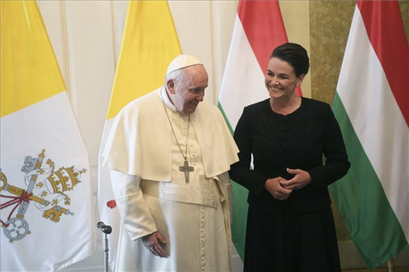 Ferenc pápa üzenete: Isten áldd meg a magyart + VIDEÓ