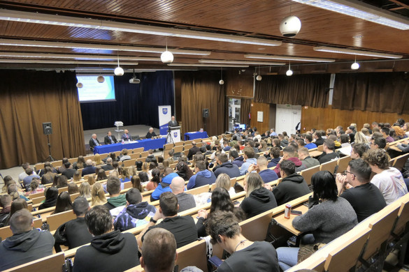 Jövő szerdáig pótolhatják hiányzó dokumentumaikat a diákok