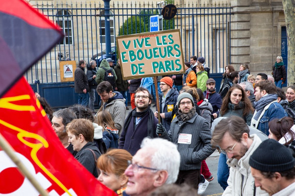 Kudarccal végződött a francia kormány és a szakszervezetek egyeztetése a vitatott nyugdíjreformról
