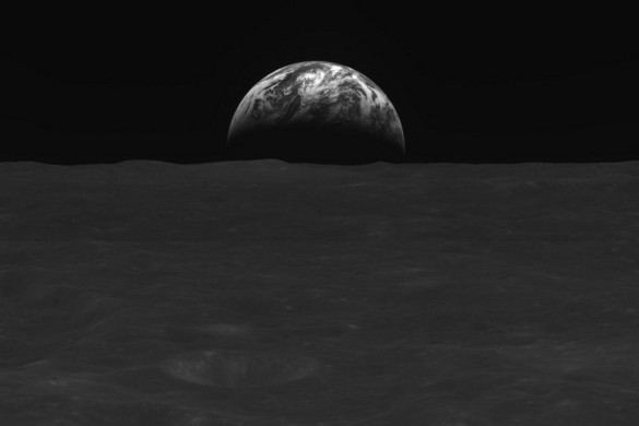 Sikeres landolást hajtott végre a Holdon a Csandraján–3 indiai űrhajó