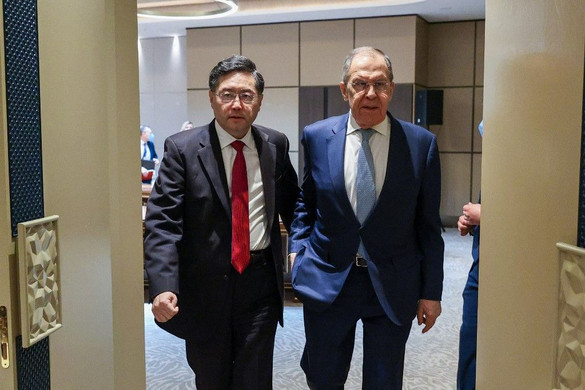 Lavrov kínai kollégájával találkozott