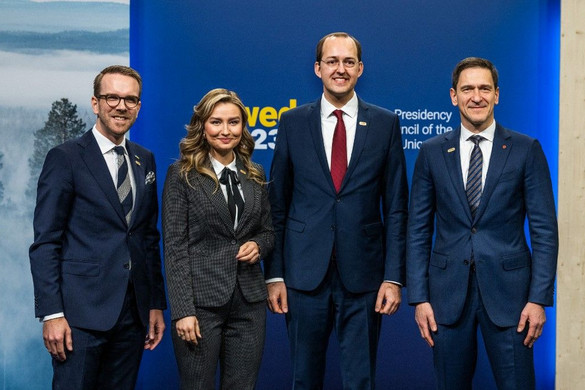 Litvánia próbaképpen először vált le teljesen az orosz villamosenergia-hálózatról